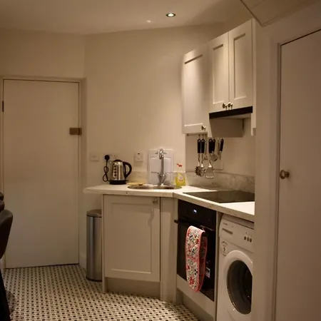 Renovated 2 Bedroom Flat By Centre Dublin